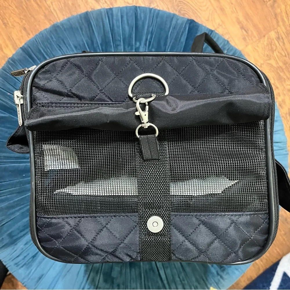 Sherpa’s Soft Side cat Carrier Duffle Bag W/wheels Privacy Curtains, bed,top zip